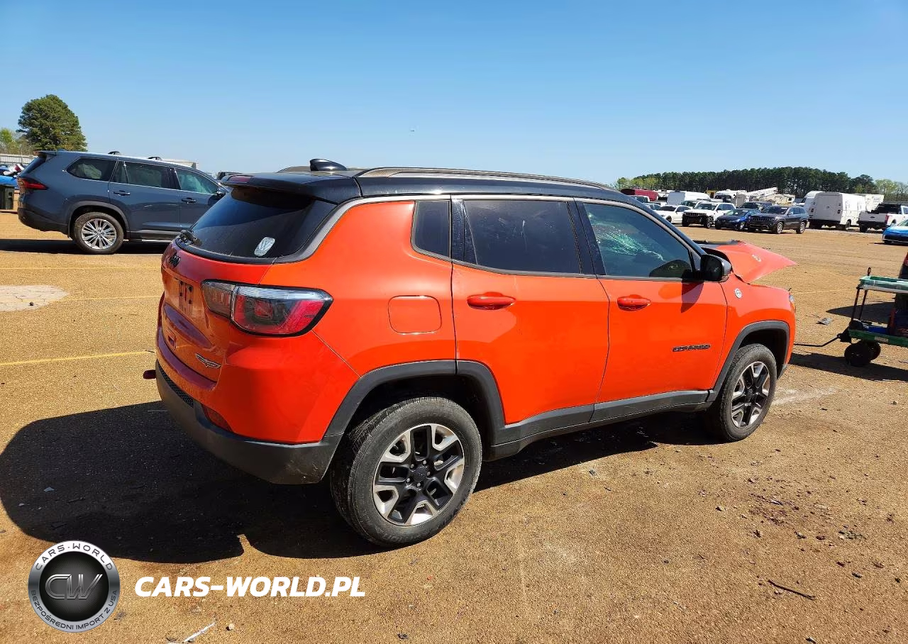 2017 Jeep Compass Trailhawk VIN:3C4NJDDB2HT631174 - 3