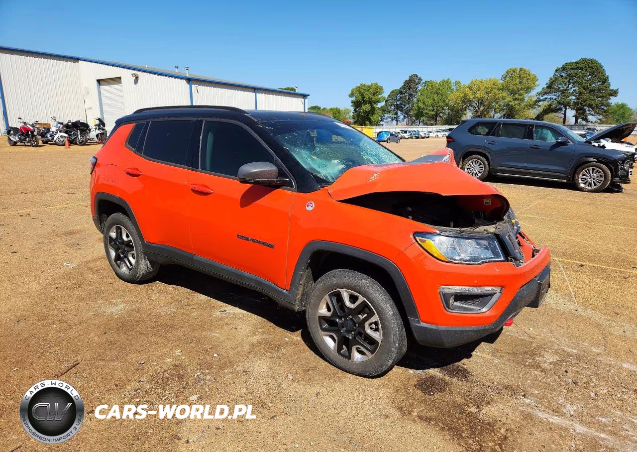 2017 Jeep Compass Trailhawk VIN:3C4NJDDB2HT631174 - 4
