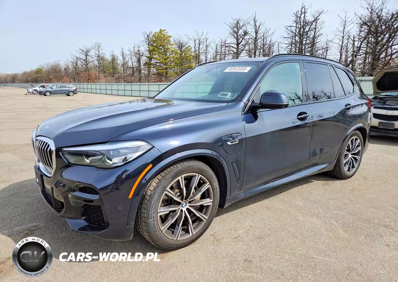2023 BMW X5 xDrive45E