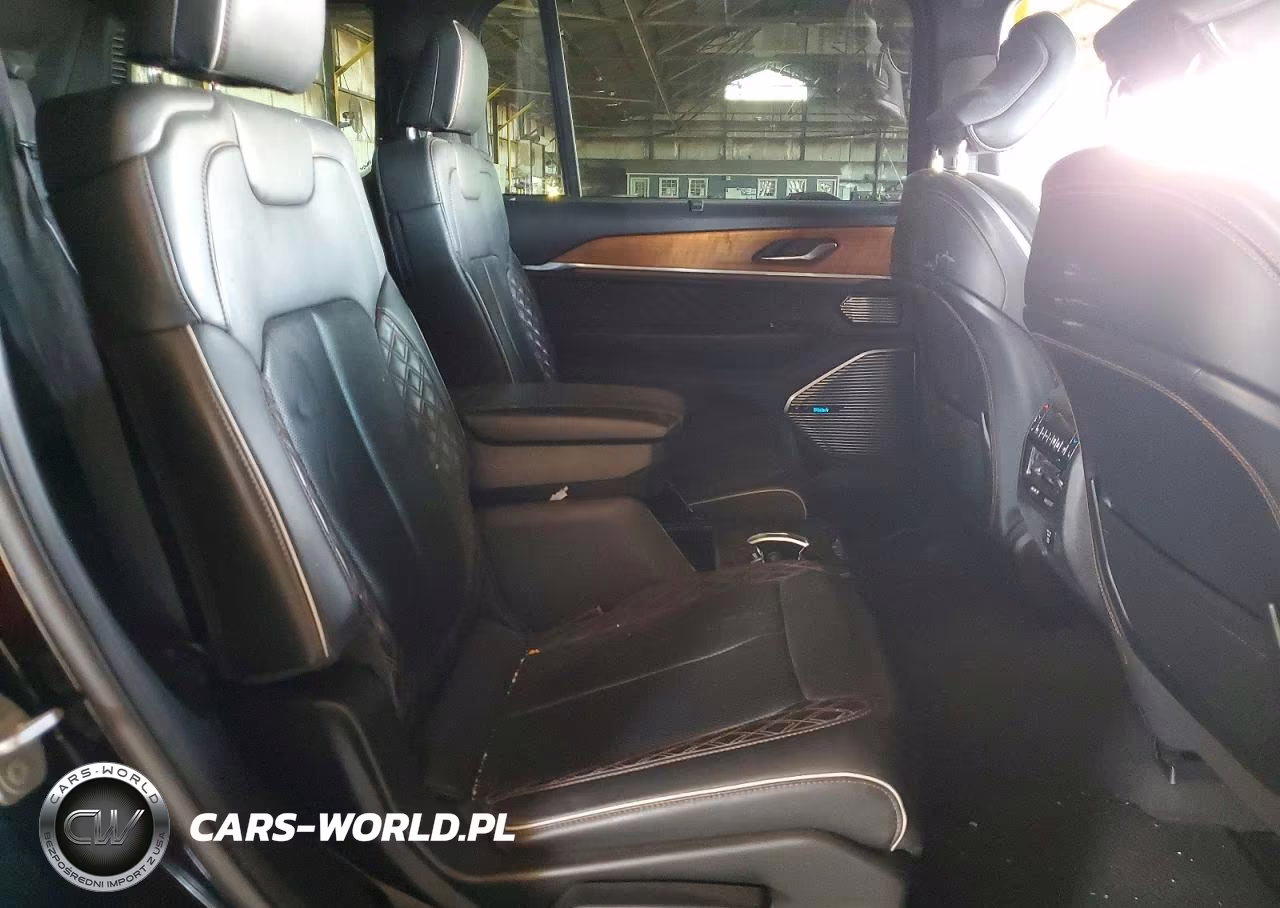 2021 Jeep Grand Cherokee L Summit VIN:1C4RJKEG4M8169225 - 11