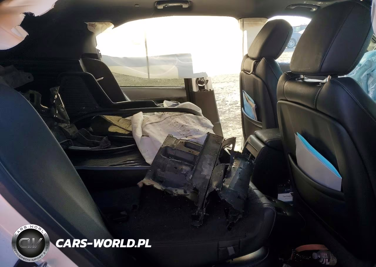 2019 Cadillac Xt4 Premium Luxury VIN:1GYFZCR43KF153327 - 11
