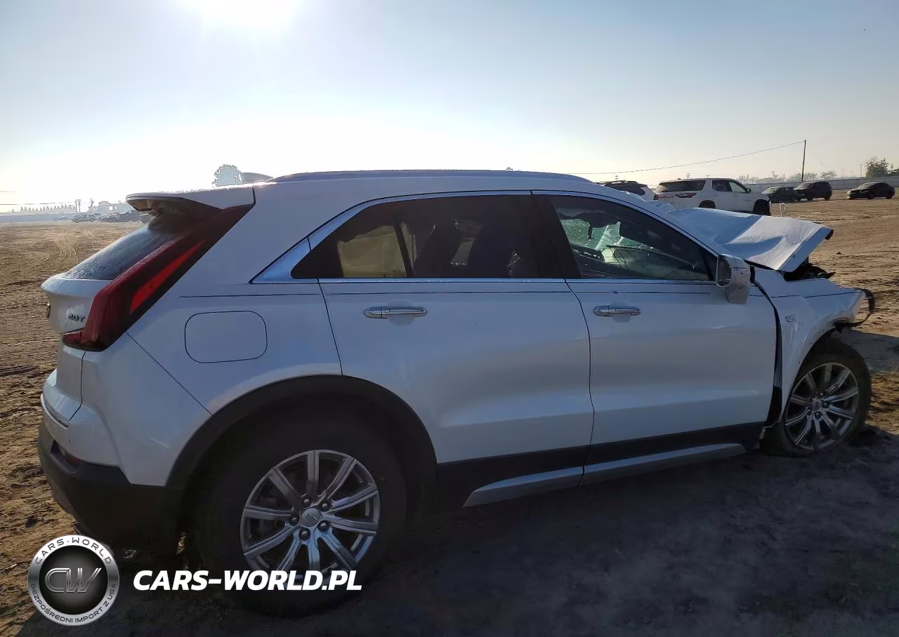 2019 Cadillac Xt4 Premium Luxury VIN:1GYFZCR43KF153327 - 3
