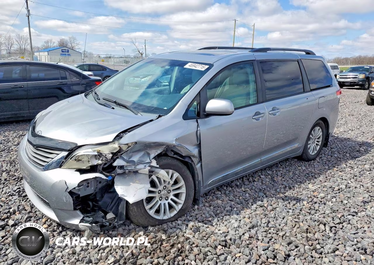 2012 Toyota Sienna Xle 8-Passenger