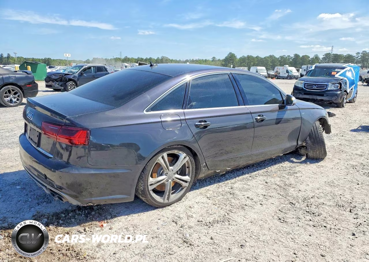 2016 Audi S6 Prestige VIN:WAUH2AFC1GN073344 - 3