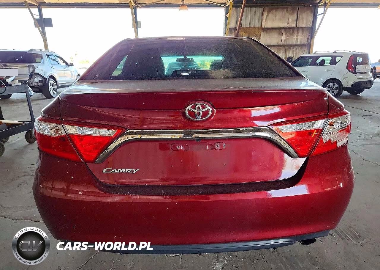 2017 Toyota Camry Se VIN:4T1BF1FK1HU739268 - 6
