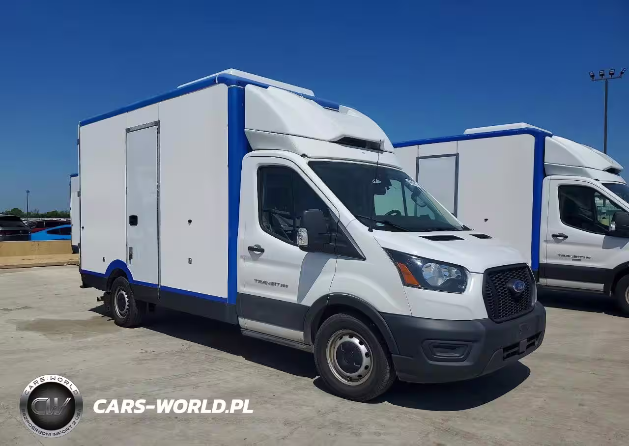 2022 Ford Transit Delivery Truck
