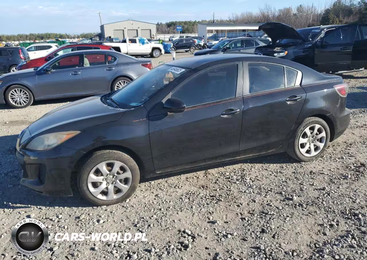 2013 Mazda 3 I