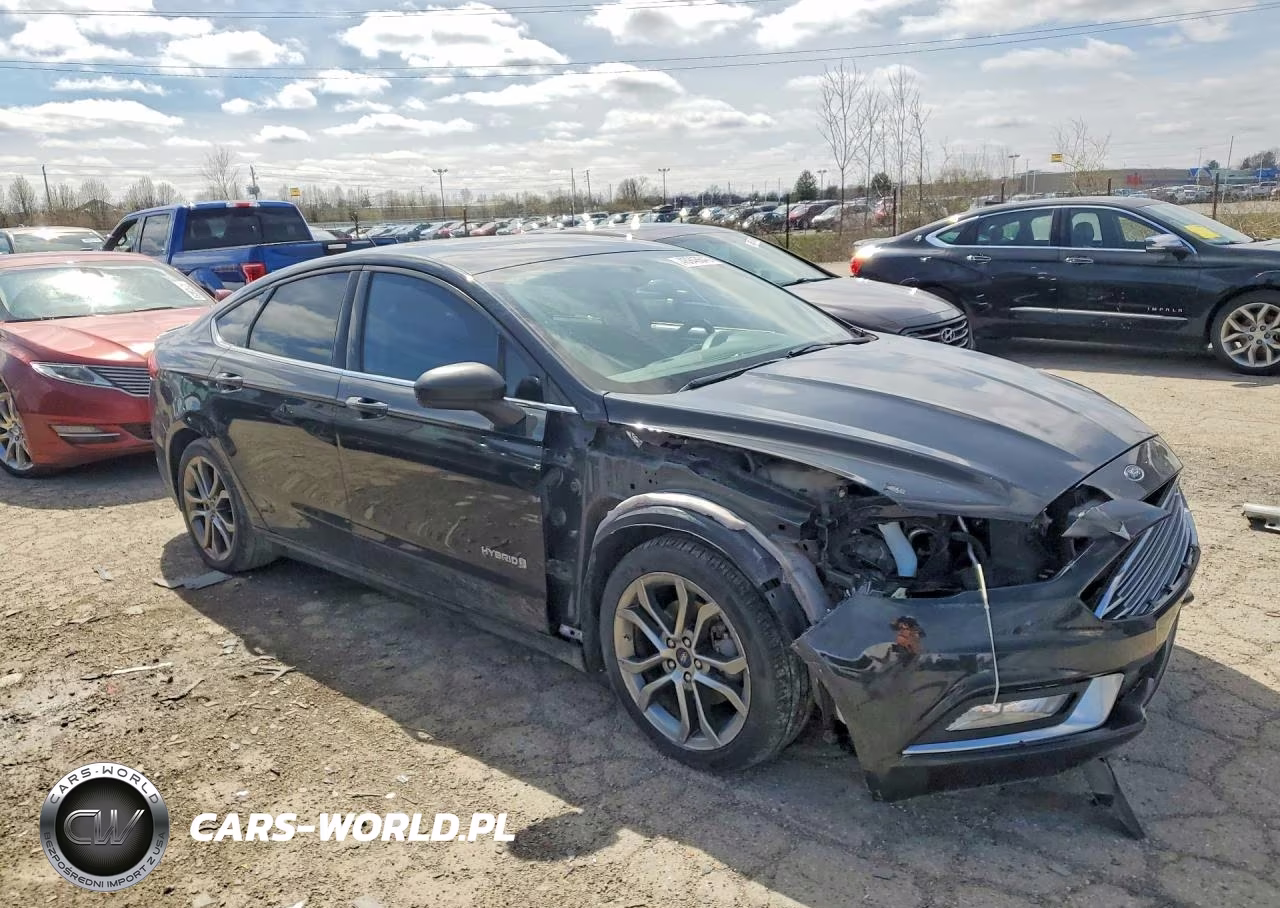 2017 Ford Fusion Se Hybrid VIN:3FA6P0LU9HR373933 - 4