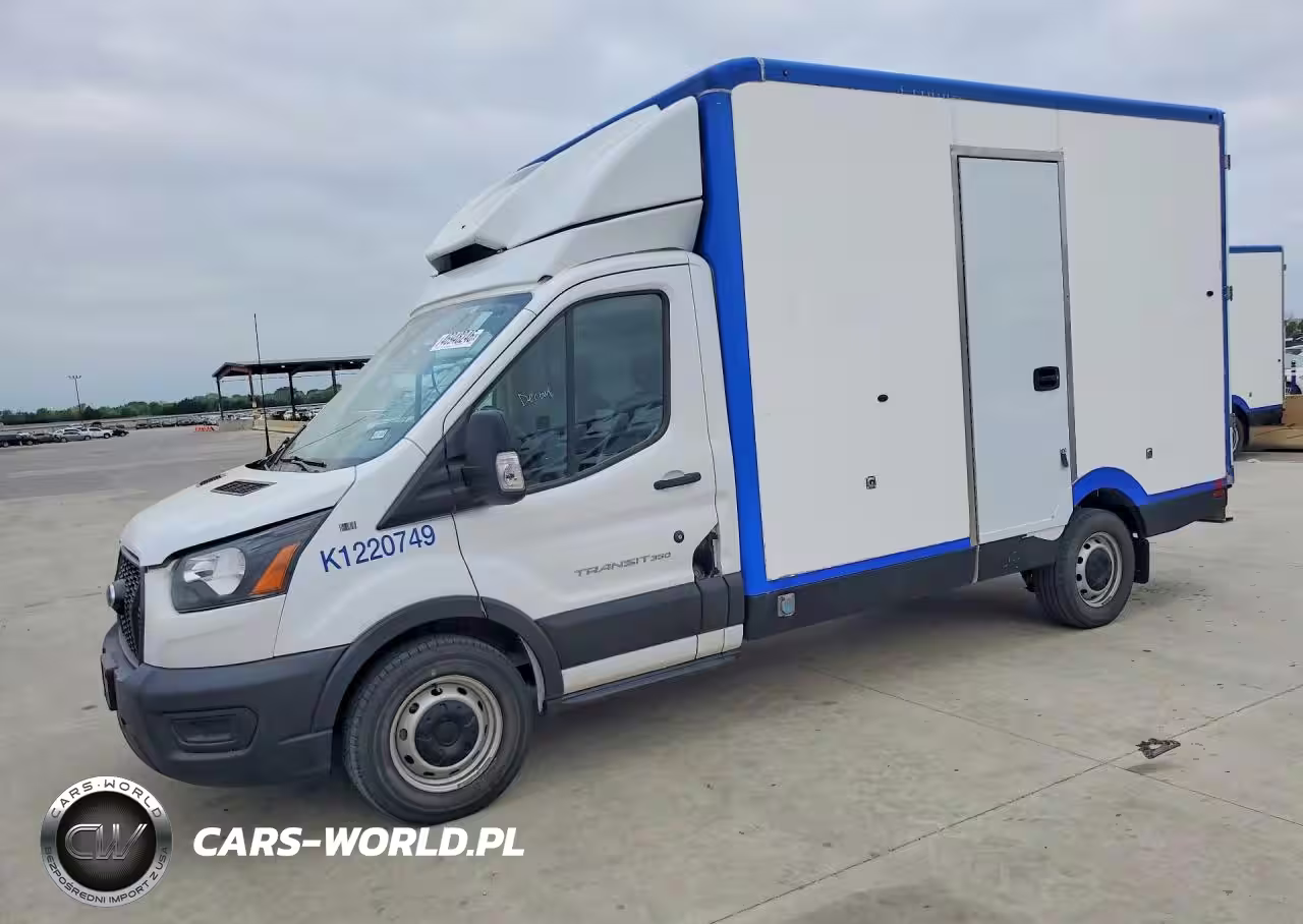 2022 Ford Transit Delivery Truck