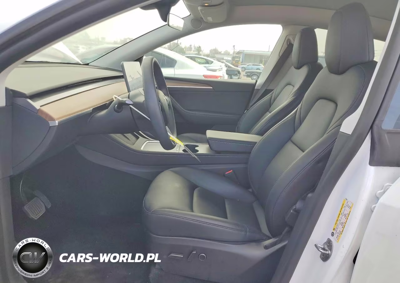 2025 Tesla Model Y VIN:7SAYGDED8SF270764 - 7