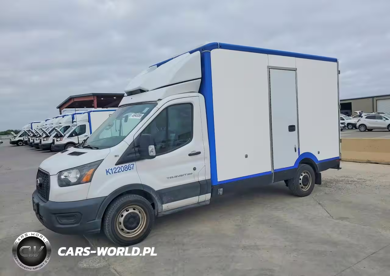 2022 Ford Transit Delivery Truck