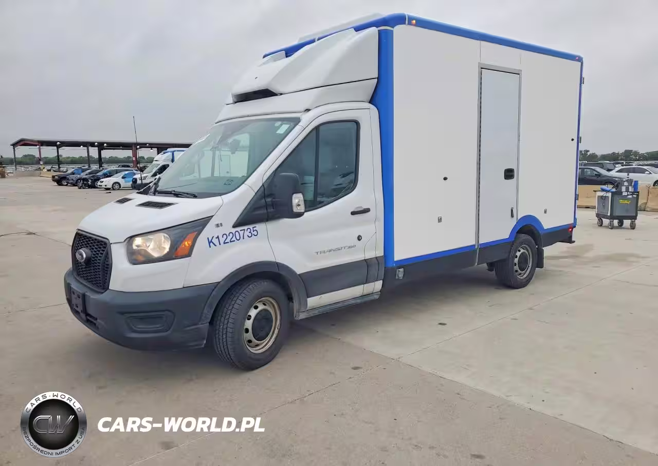 2022 Ford Transit Delivery Truck