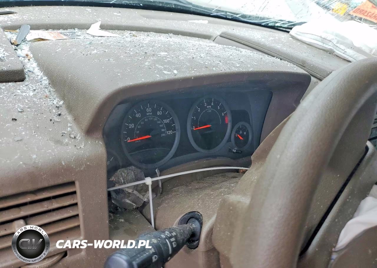 2007 Jeep Patriot Sport VIN:1J8FF28W97D365642 - 9