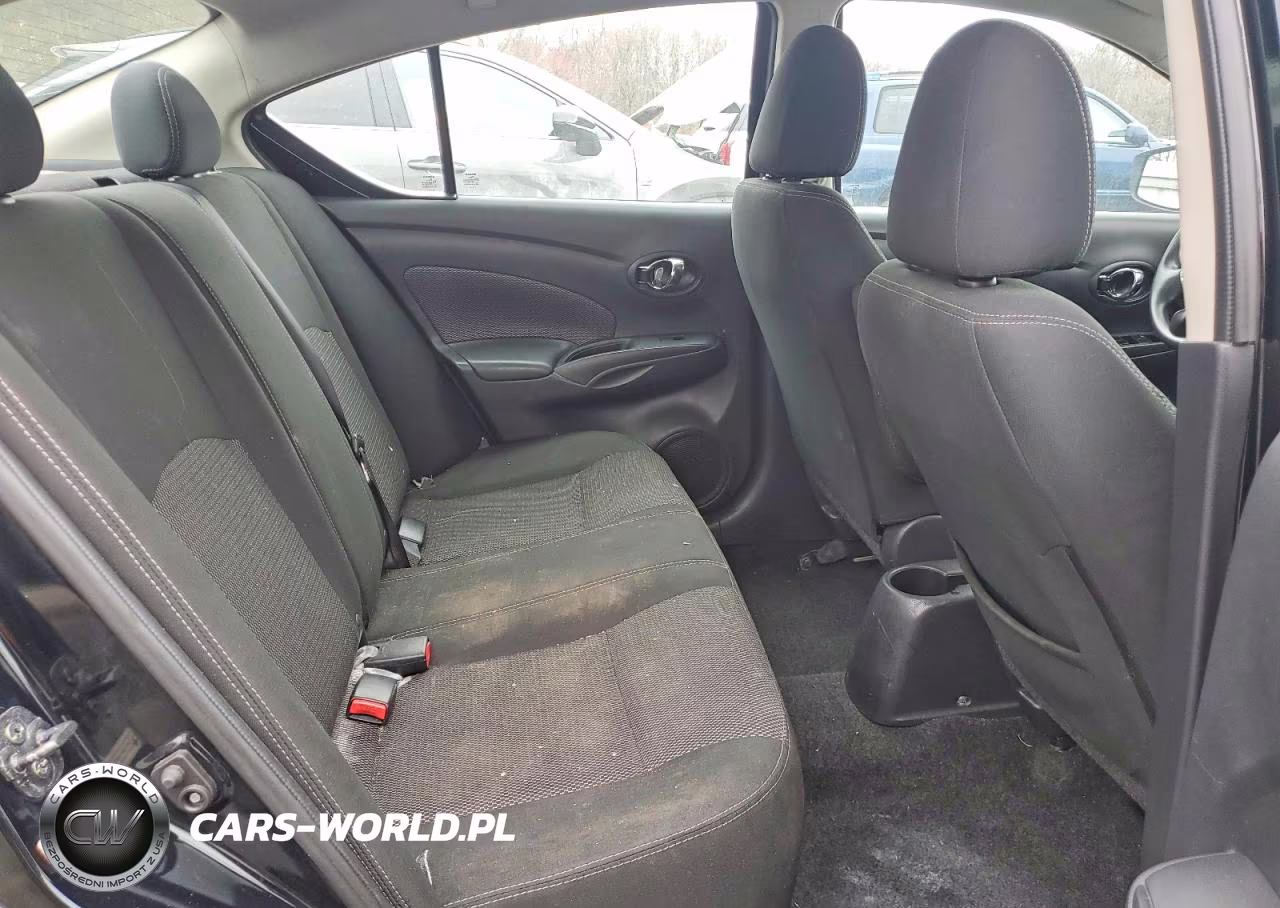 2018 Nissan Versa Sv VIN:3N1CN7AP7JL880172 - 10