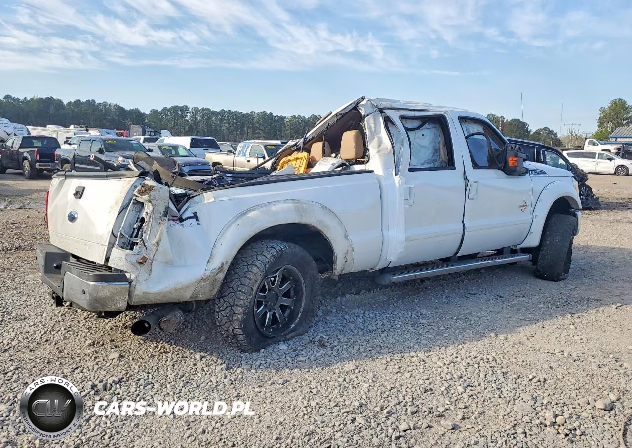 2011 Ford F250 Super Duty VIN:1FT7W2BT0BEA84407 - 3