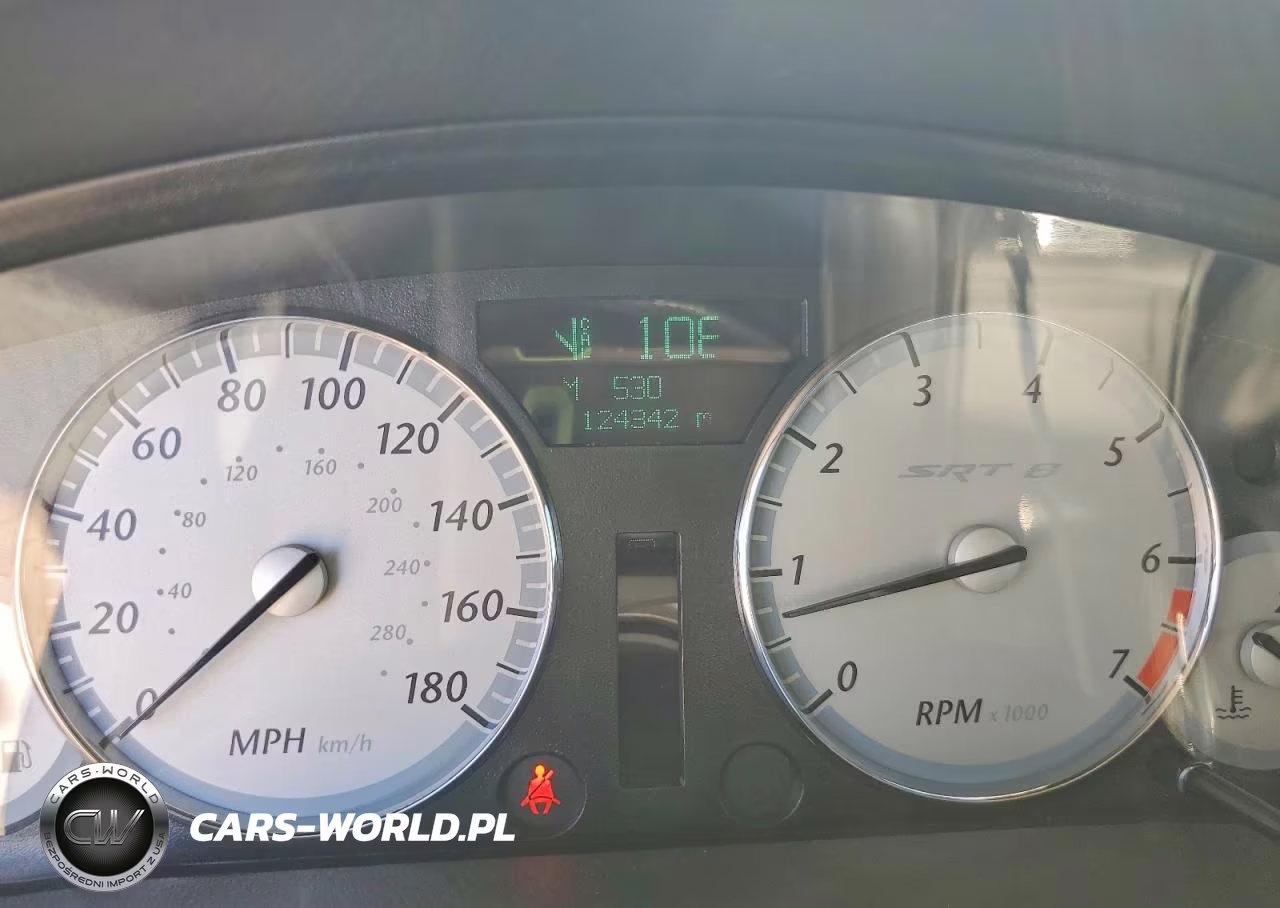 2006 Chrysler 300C Srt-8 VIN:2C3LA73W06H330071 - 9