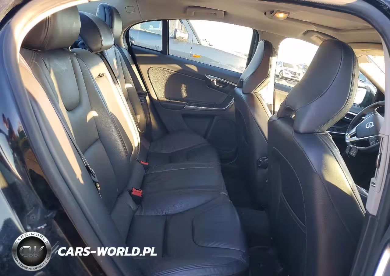 2013 Volvo S60 T5 VIN:YV1612FH4D1223619 - 10
