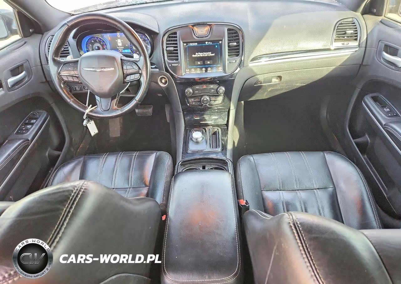 2019 Chrysler 300 S VIN:2C3CCABG0KH516558 - 8