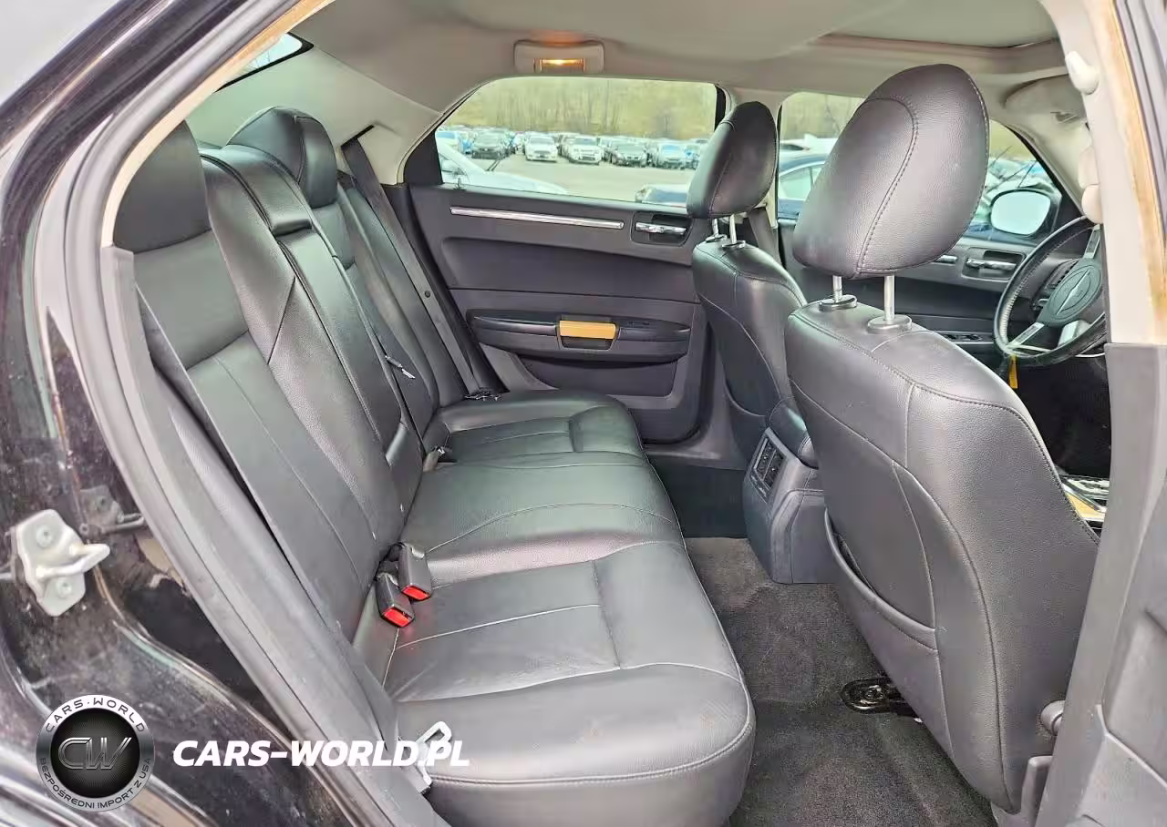 2008 Chrysler 300 Limited VIN:2C3KA33G58H189790 - 10