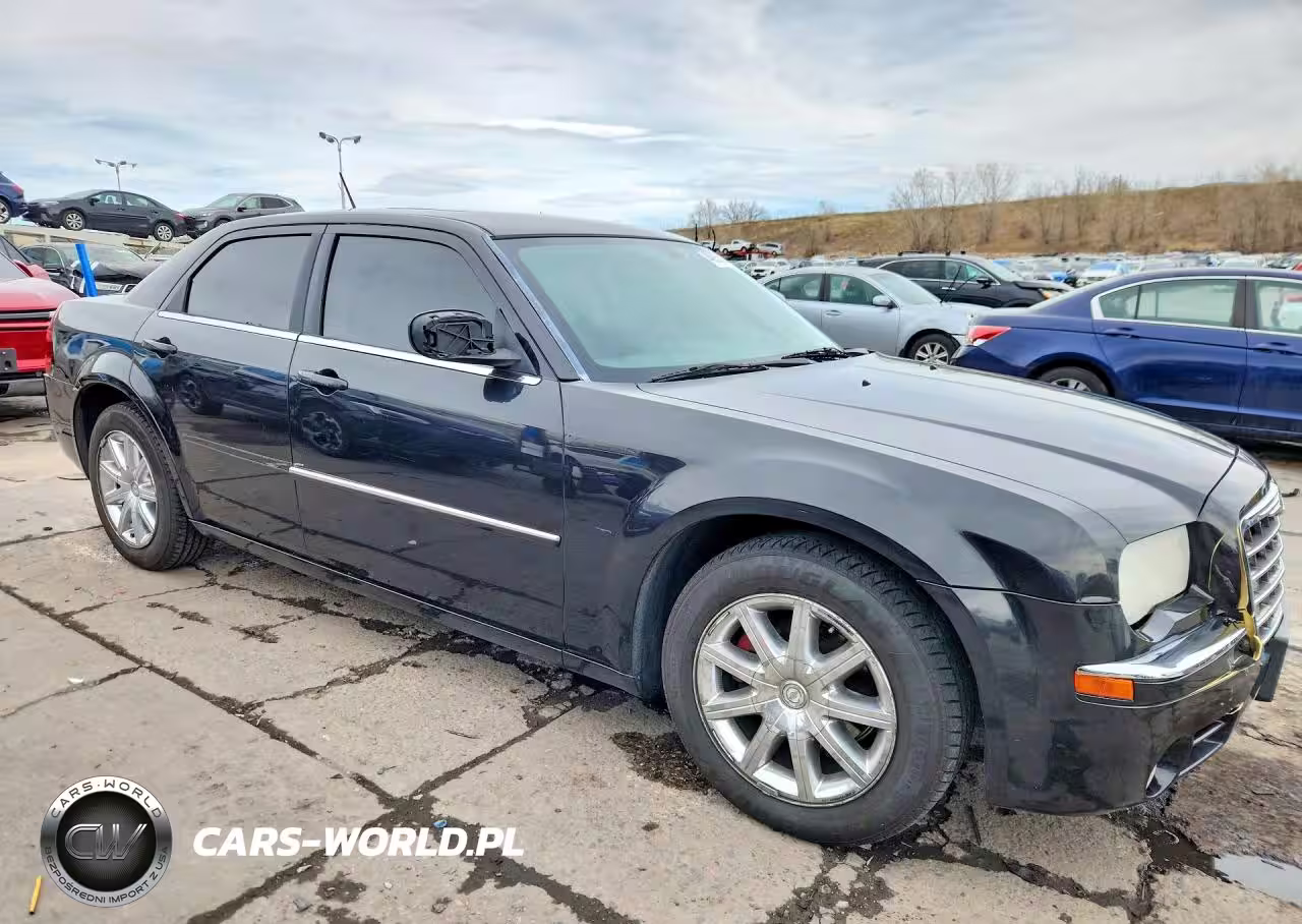 2008 Chrysler 300 Limited VIN:2C3KA33G58H189790 - 4