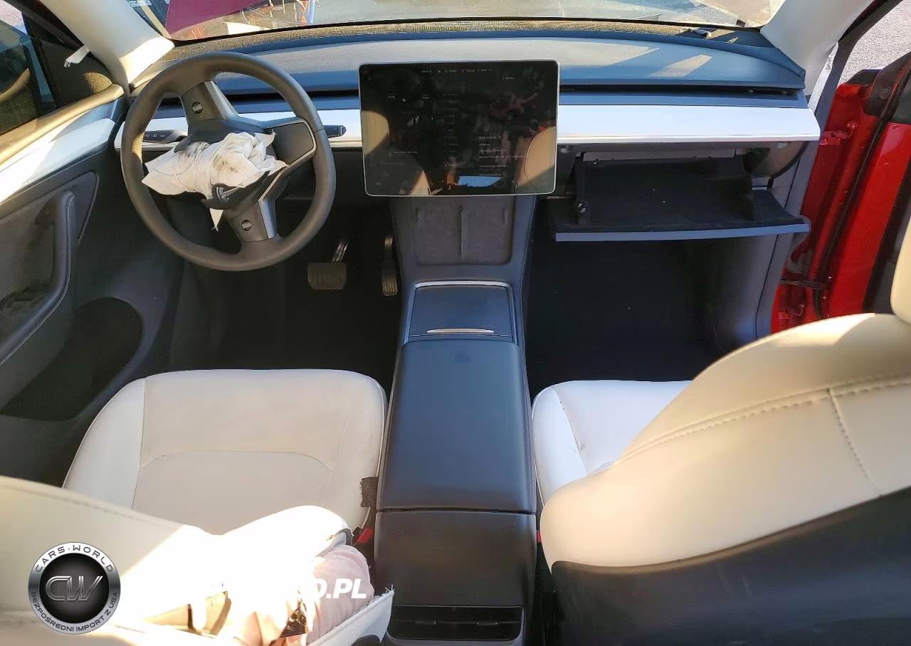 2023 Tesla Model Y VIN:7SAYGDED8PF907112 - 8