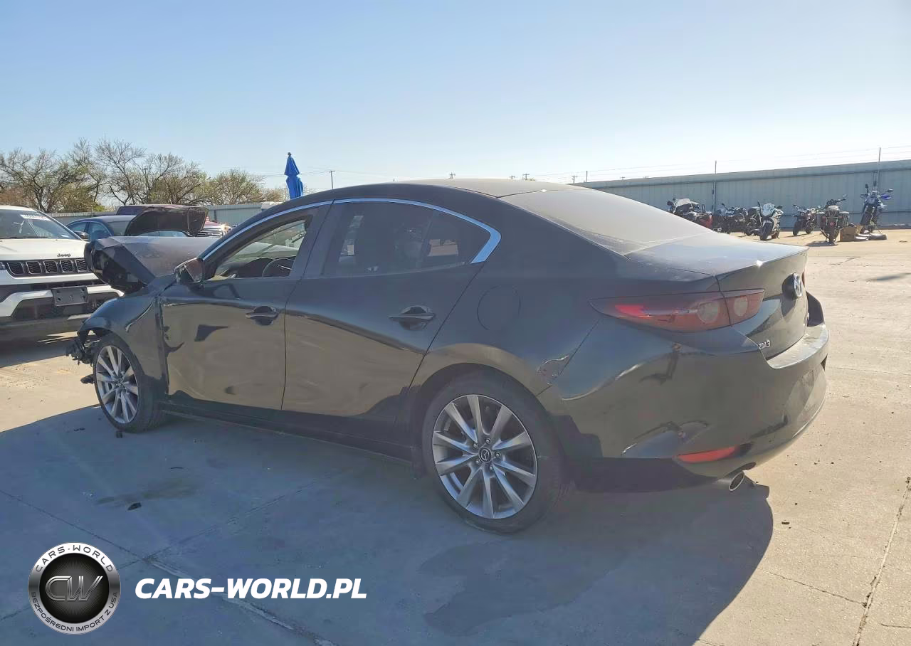 2021 Mazda 3 Preferred VIN:JM1BPACLXM1310009 - 2