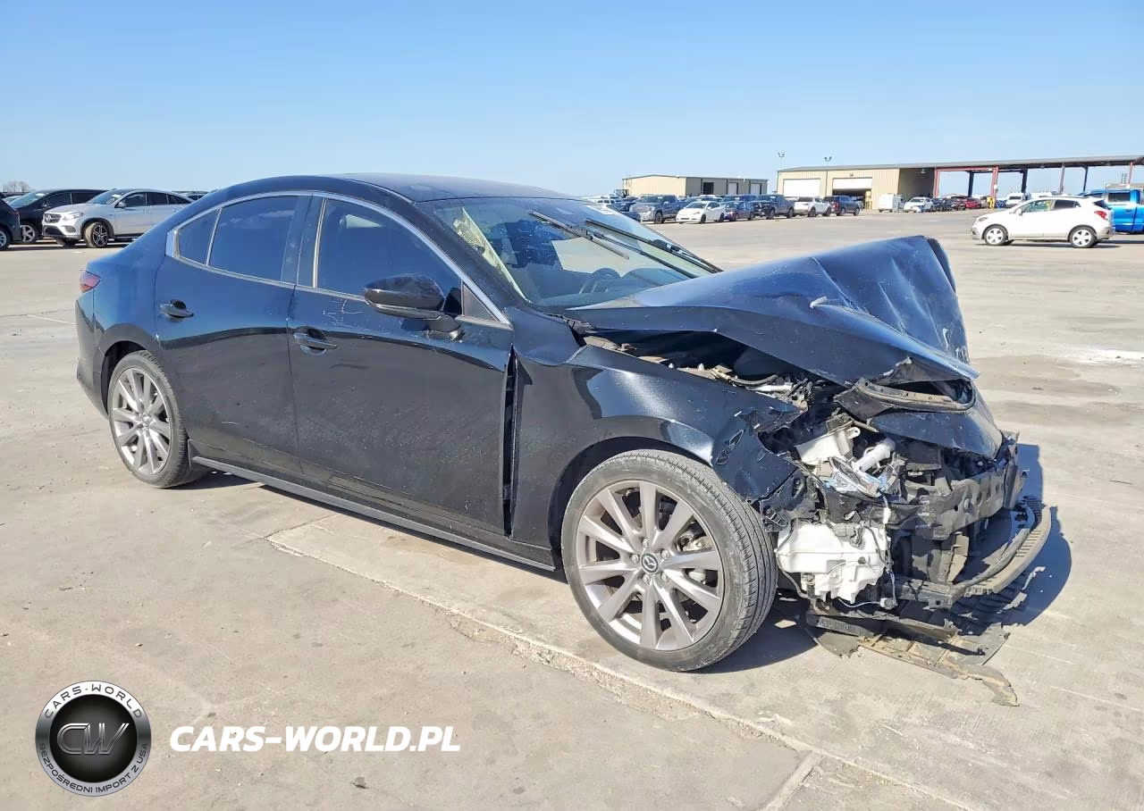2021 Mazda 3 Preferred VIN:JM1BPACLXM1310009 - 4