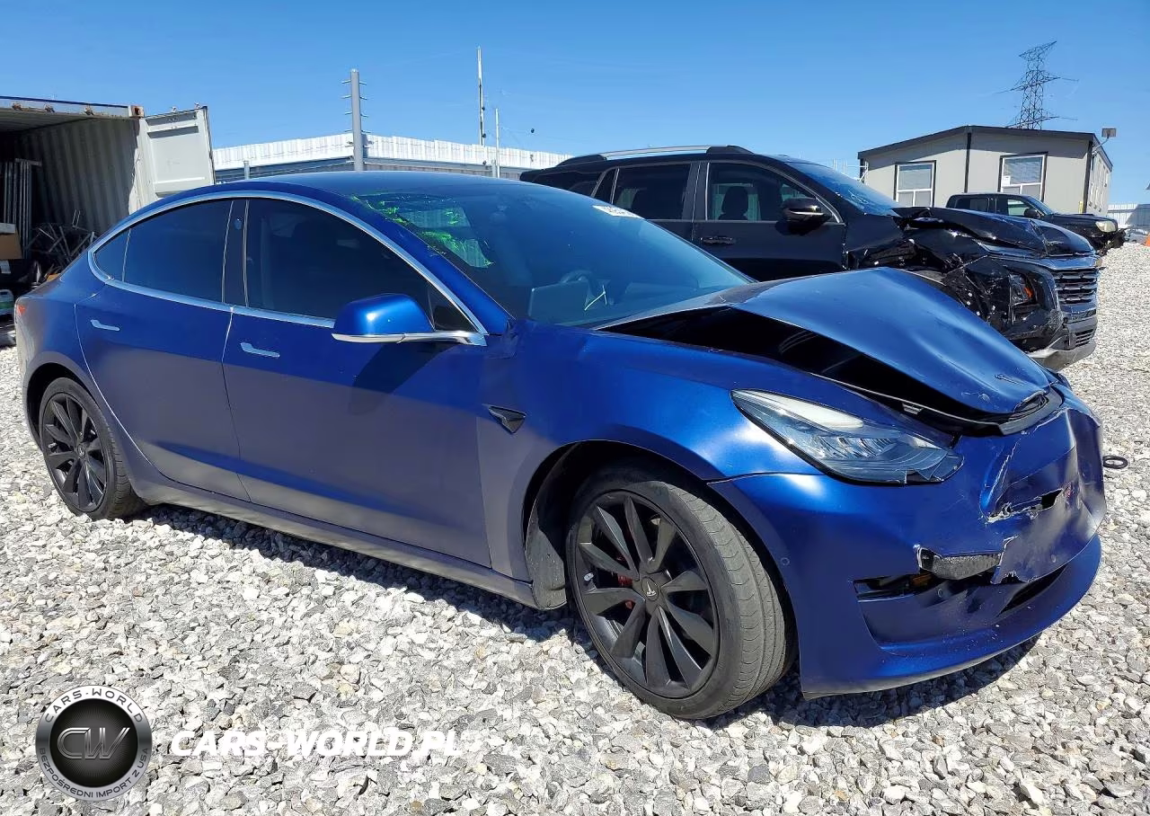 2020 Tesla Model 3 VIN:5YJ3E1EB4LF807156 - 4