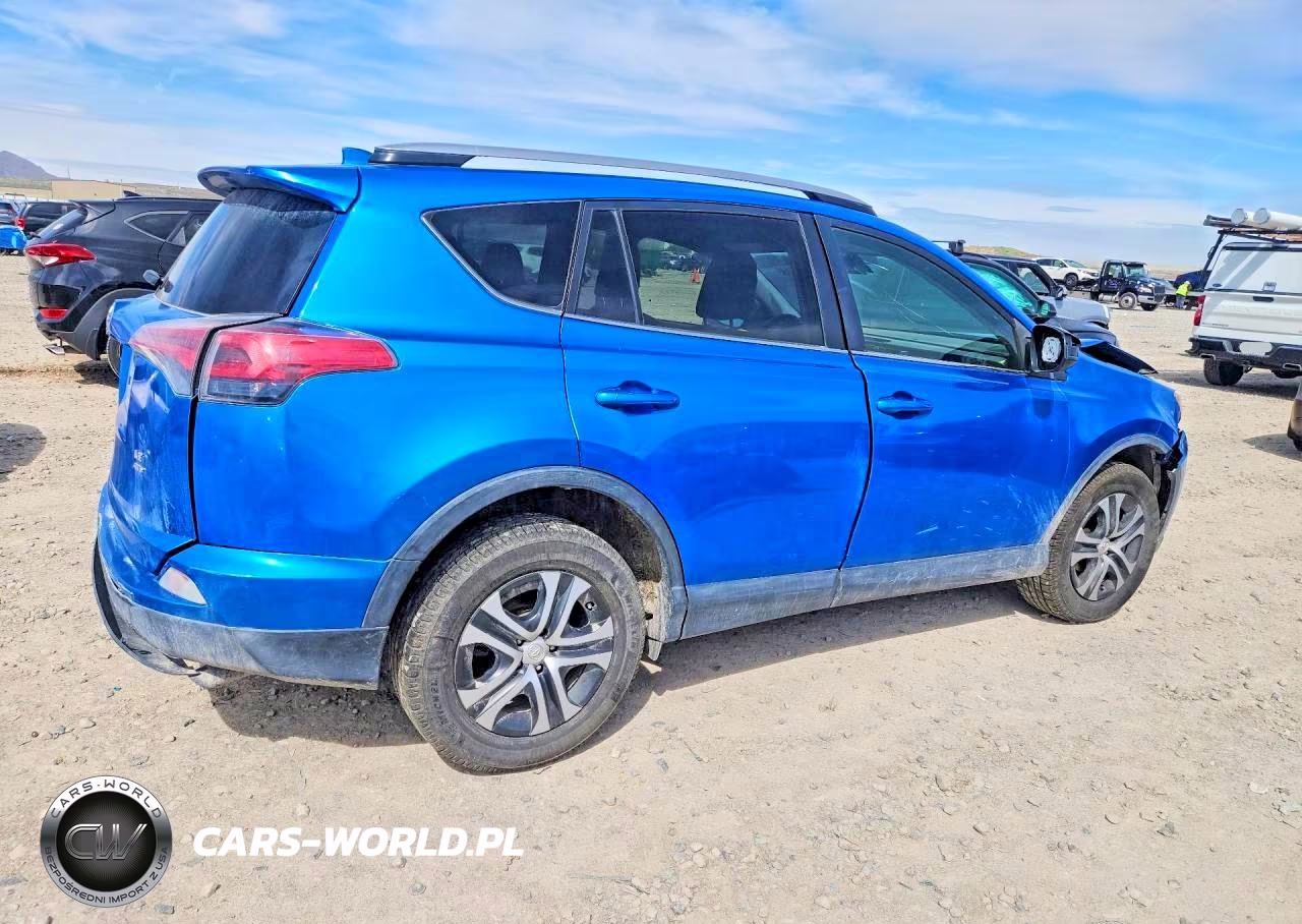 2017 Toyota Rav4 Le VIN:JTMBFREVXHD209220 - 3