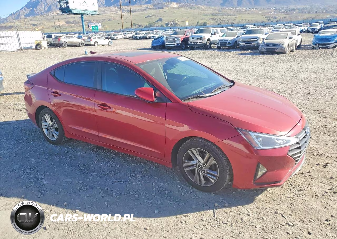 2019 Hyundai Elantra Value Edition VIN:KMHD84LF2KU781970 - 4