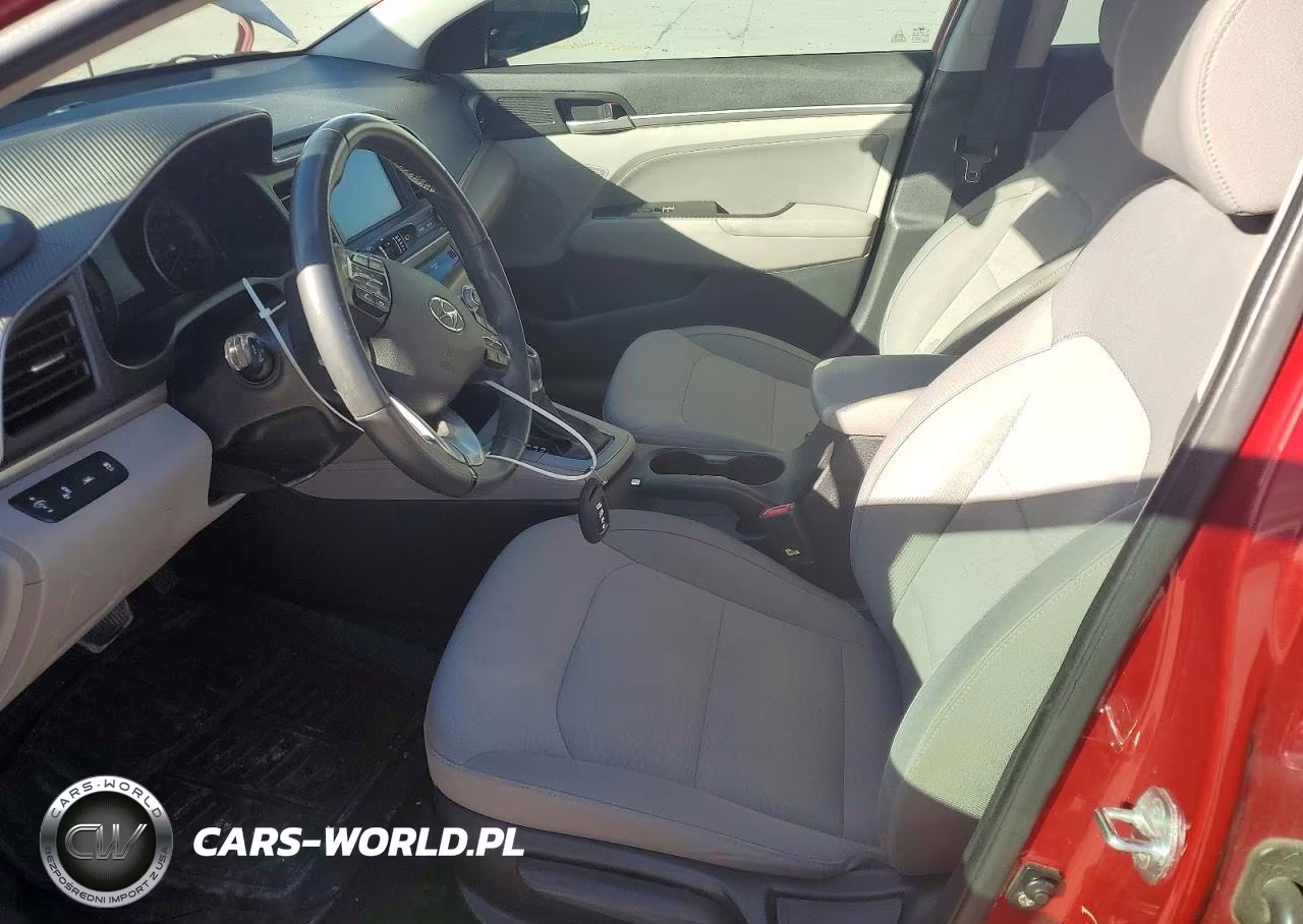 2019 Hyundai Elantra Value Edition VIN:KMHD84LF2KU781970 - 7