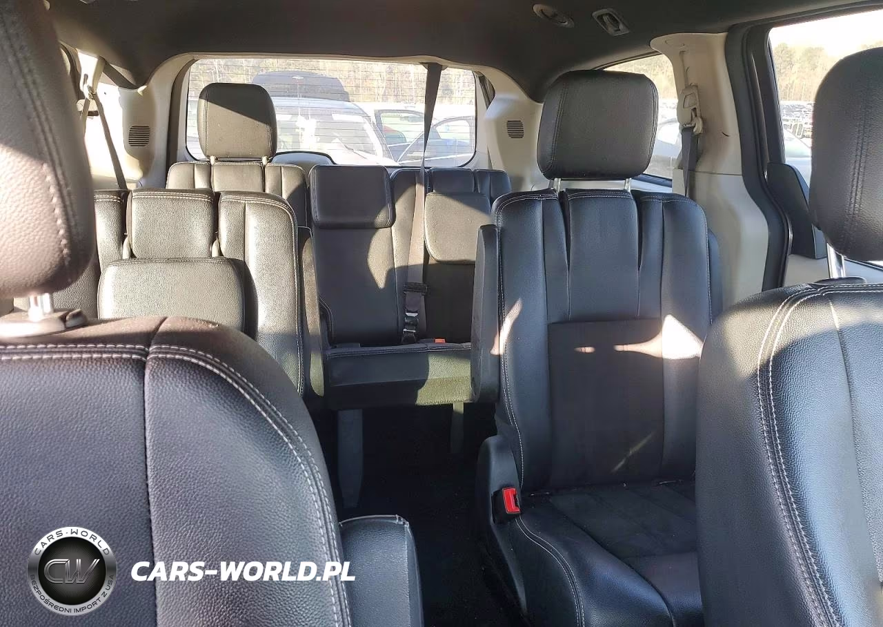 2019 Dodge Grand Caravan Sxt VIN:2C4RDGCG6KR785159 - 10