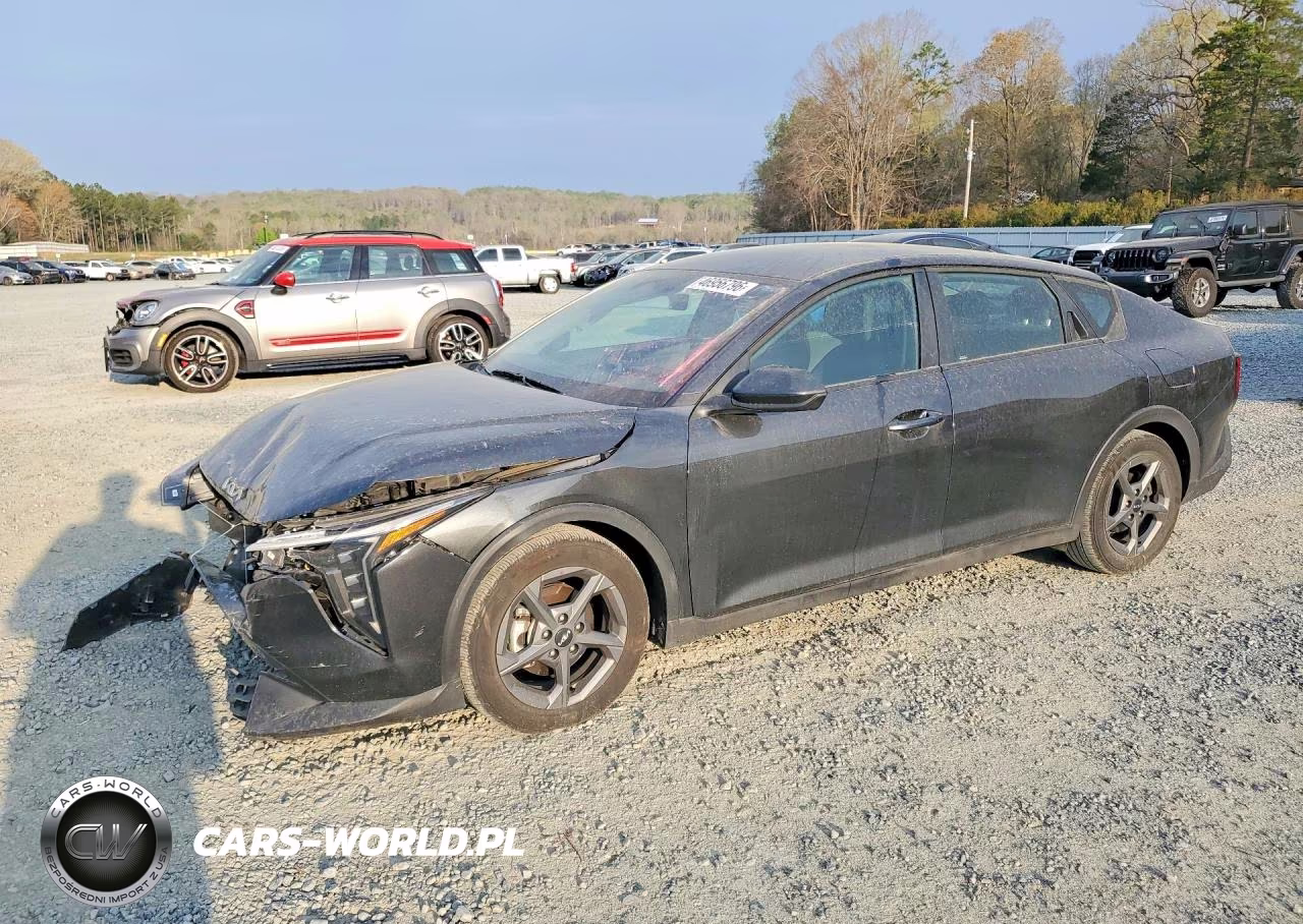 2025 Kia K4 Lxs VIN:3KPFT4DE3SE045460 - 1
