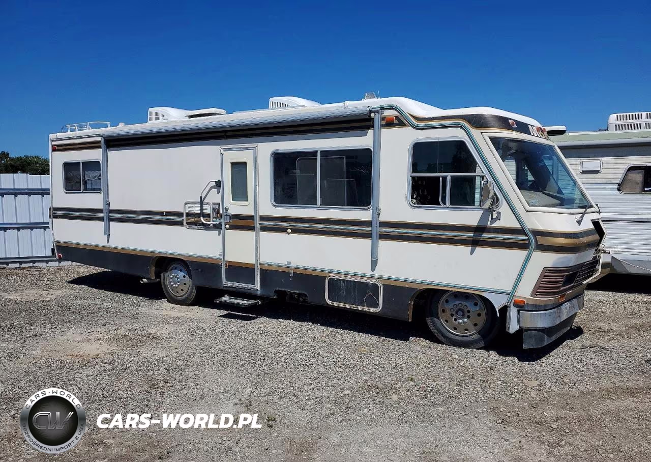 1982 Chevrolet P30
