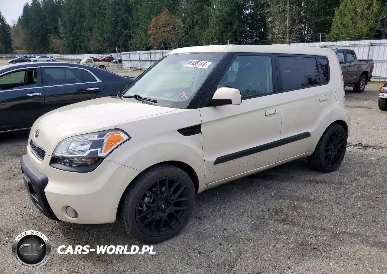 2010 Kia Soul +