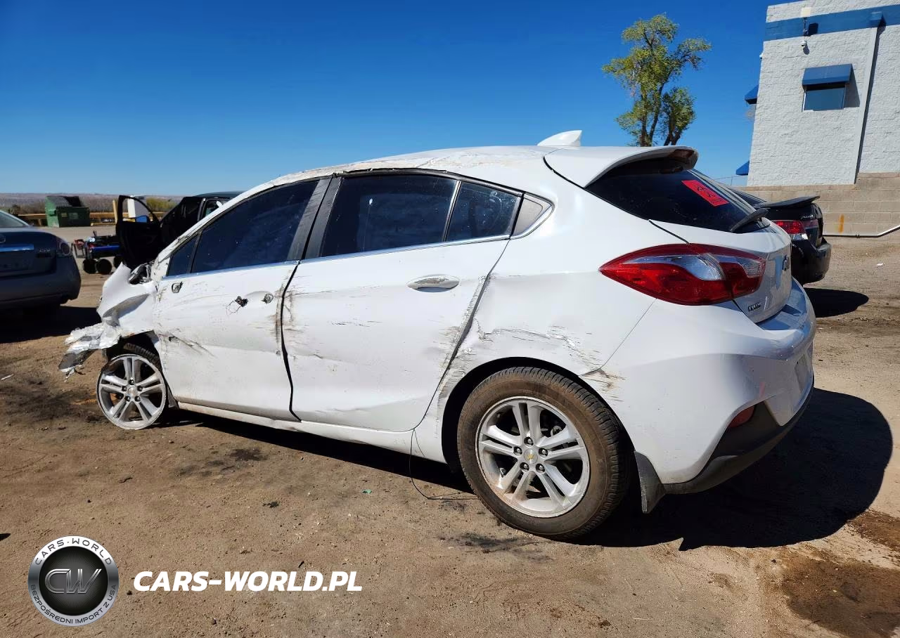 2018 Chevrolet Cruze Lt VIN:3G1BE6SM4JS560944 - 2