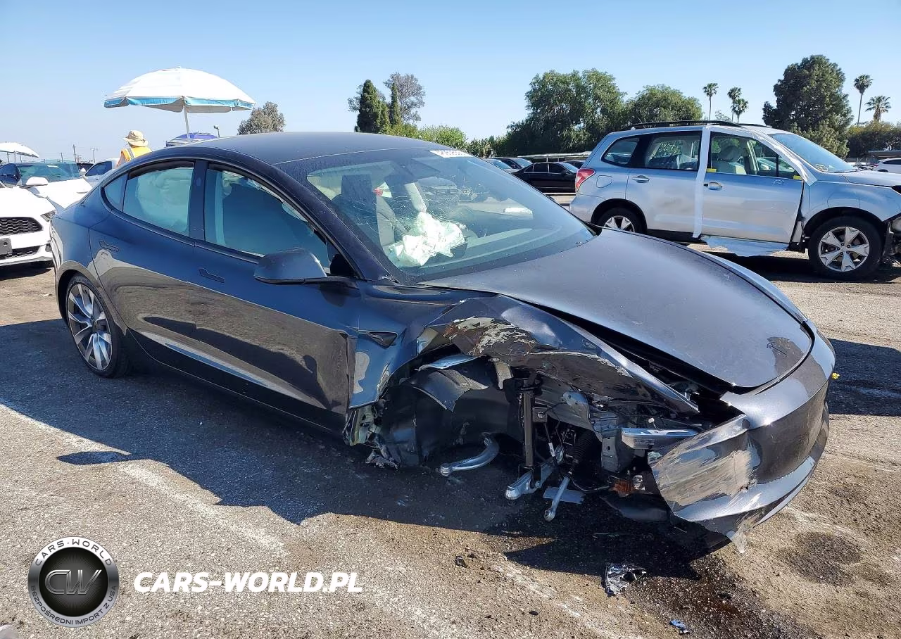 2026 Tesla Model 3 VIN:5YJ3E1EA2TF165611 - 4