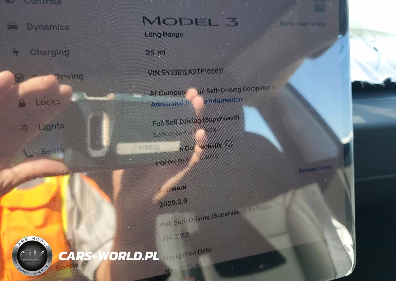 2026 Tesla Model 3 VIN:5YJ3E1EA2TF165611 - 9