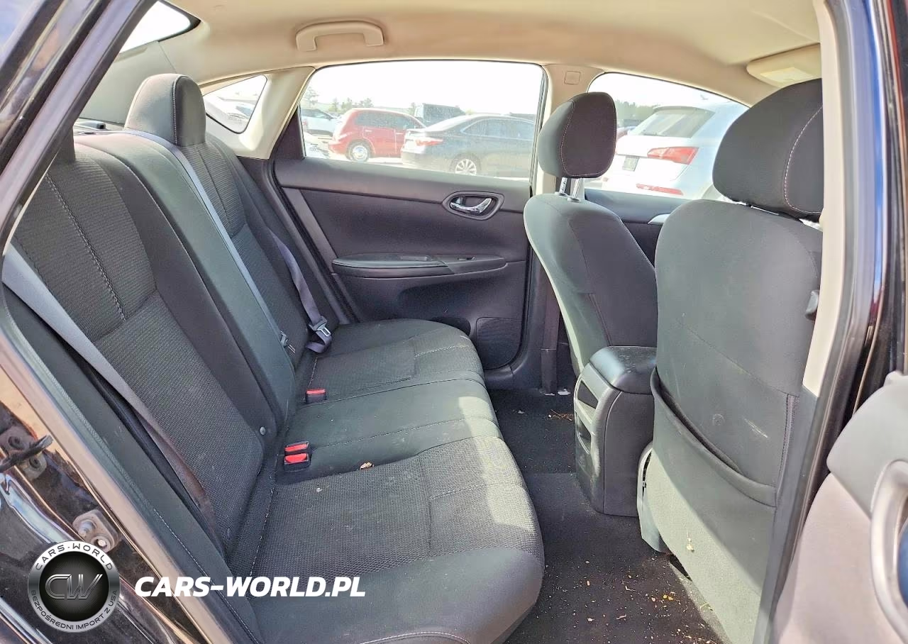 2018 Nissan Sentra S VIN:3N1AB7AP6JY248833 - 10