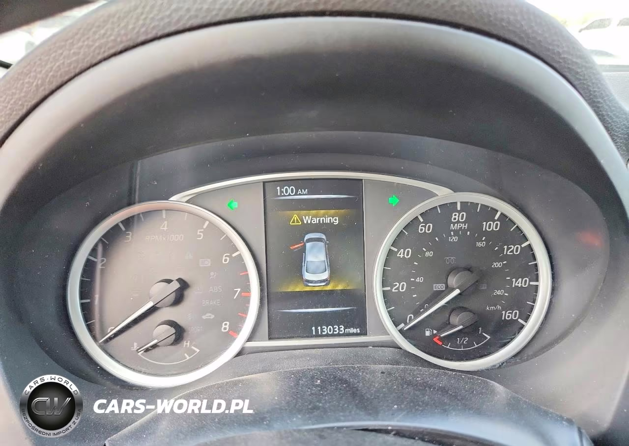 2018 Nissan Sentra S VIN:3N1AB7AP6JY248833 - 9
