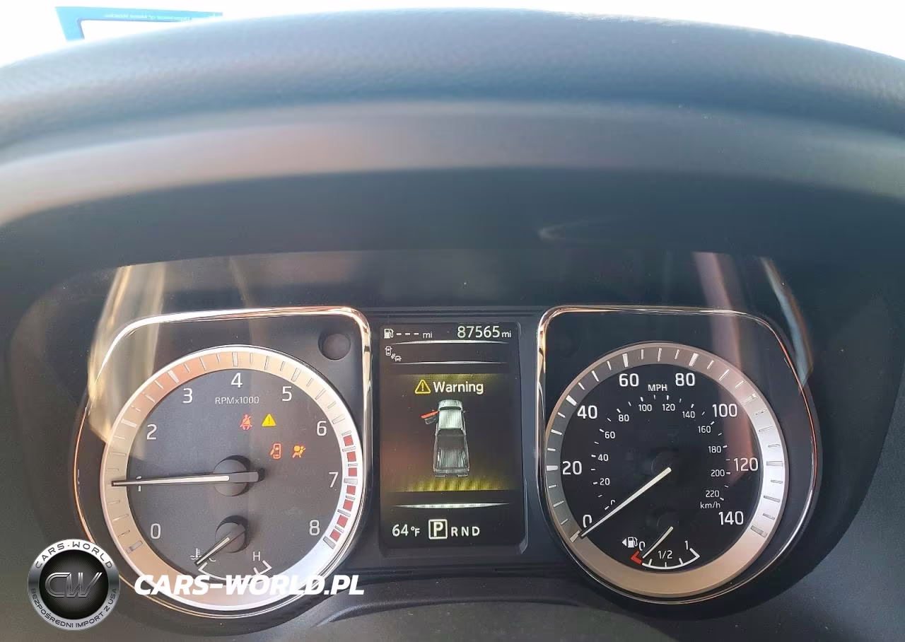 2018 Nissan Titan Sl VIN:1N6AA1E65JN544046 - 9