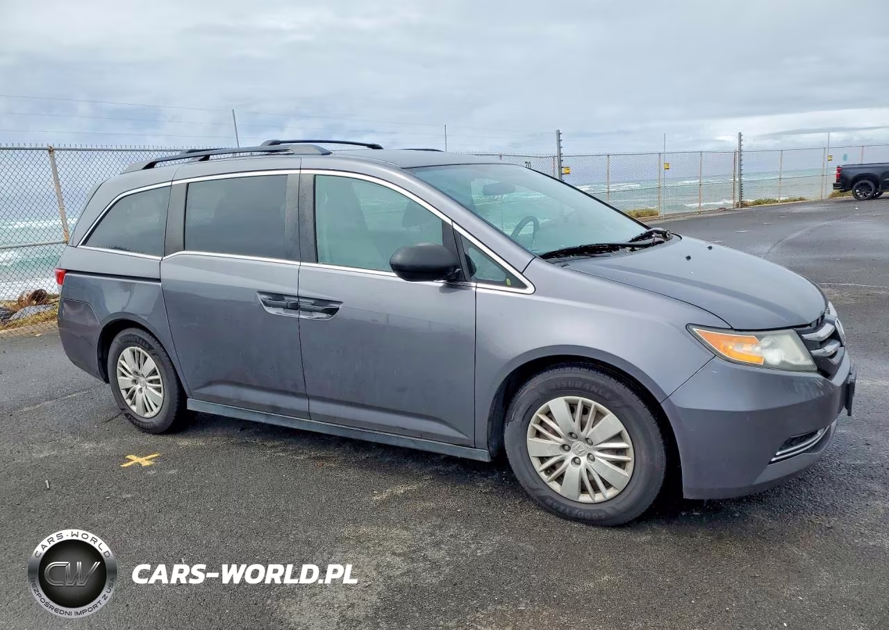 2015 Honda Odyssey Lx VIN:5FNRL5H23FB094418 - 4
