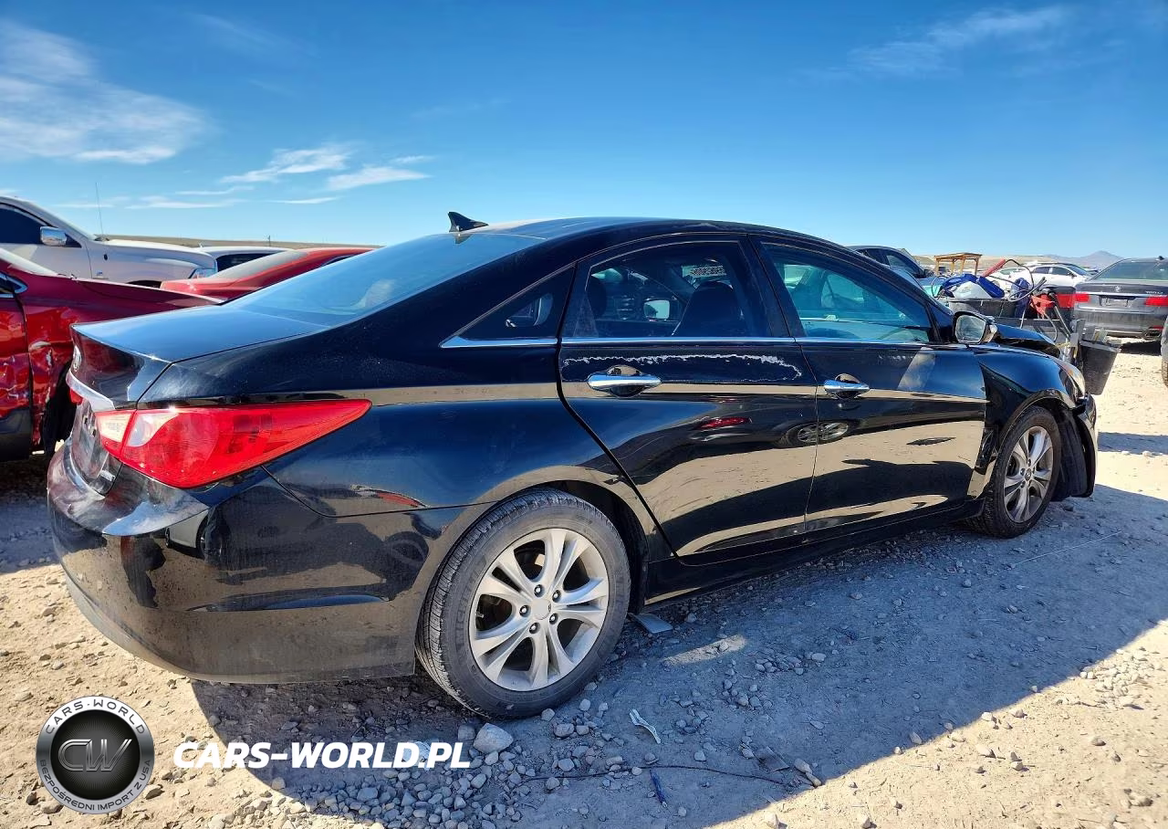 2011 Hyundai Sonata Limited VIN:5NPEC4ACXBH036748 - 3