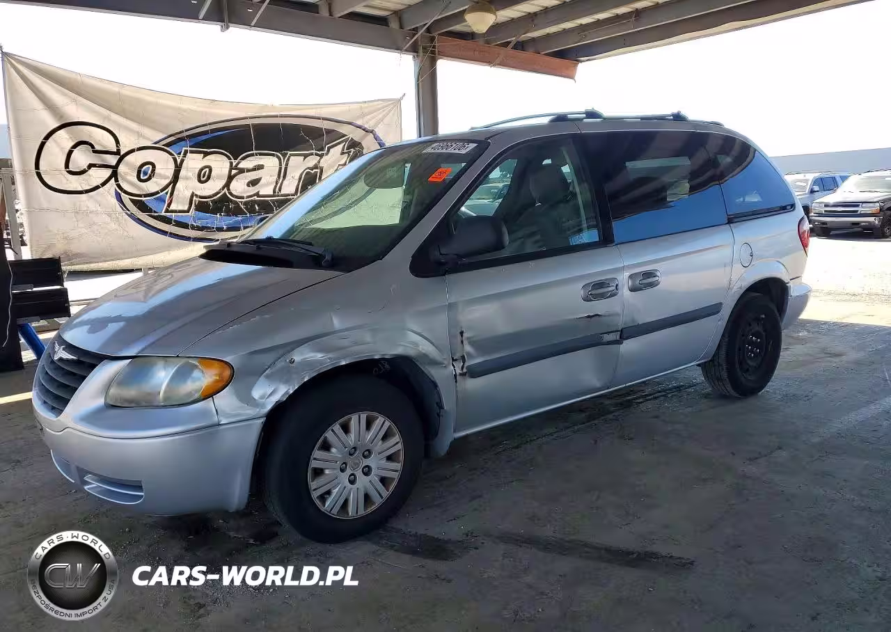 2005 Chrysler Town & Country