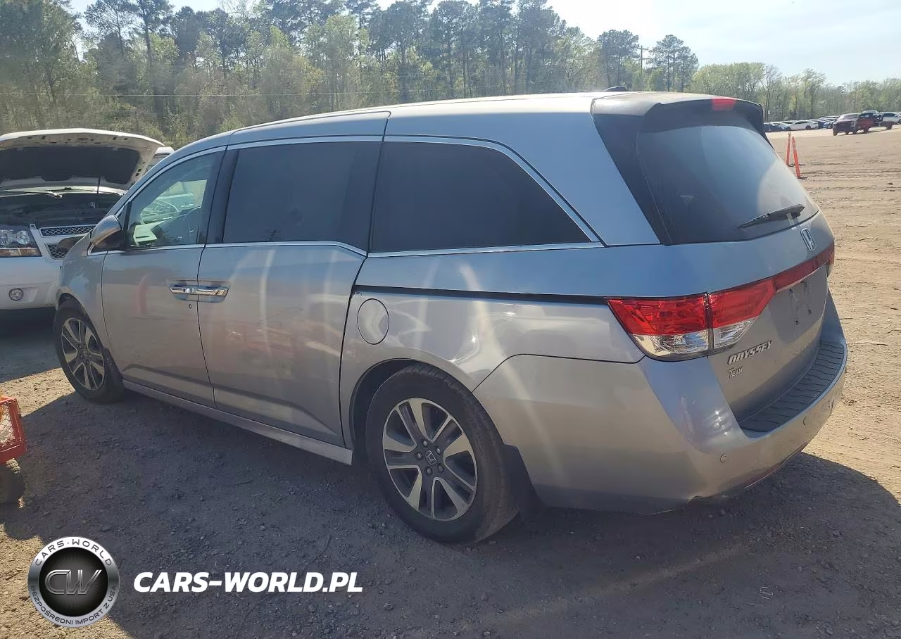 2017 Honda Odyssey Touring VIN:5FNRL5H97HB005367 - 2