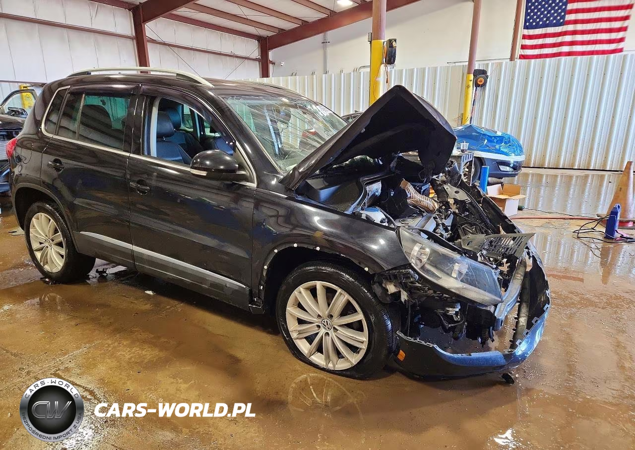 2014 Volkswagen Tiguan S VIN:WVGAV3AX2EW597977 - 4