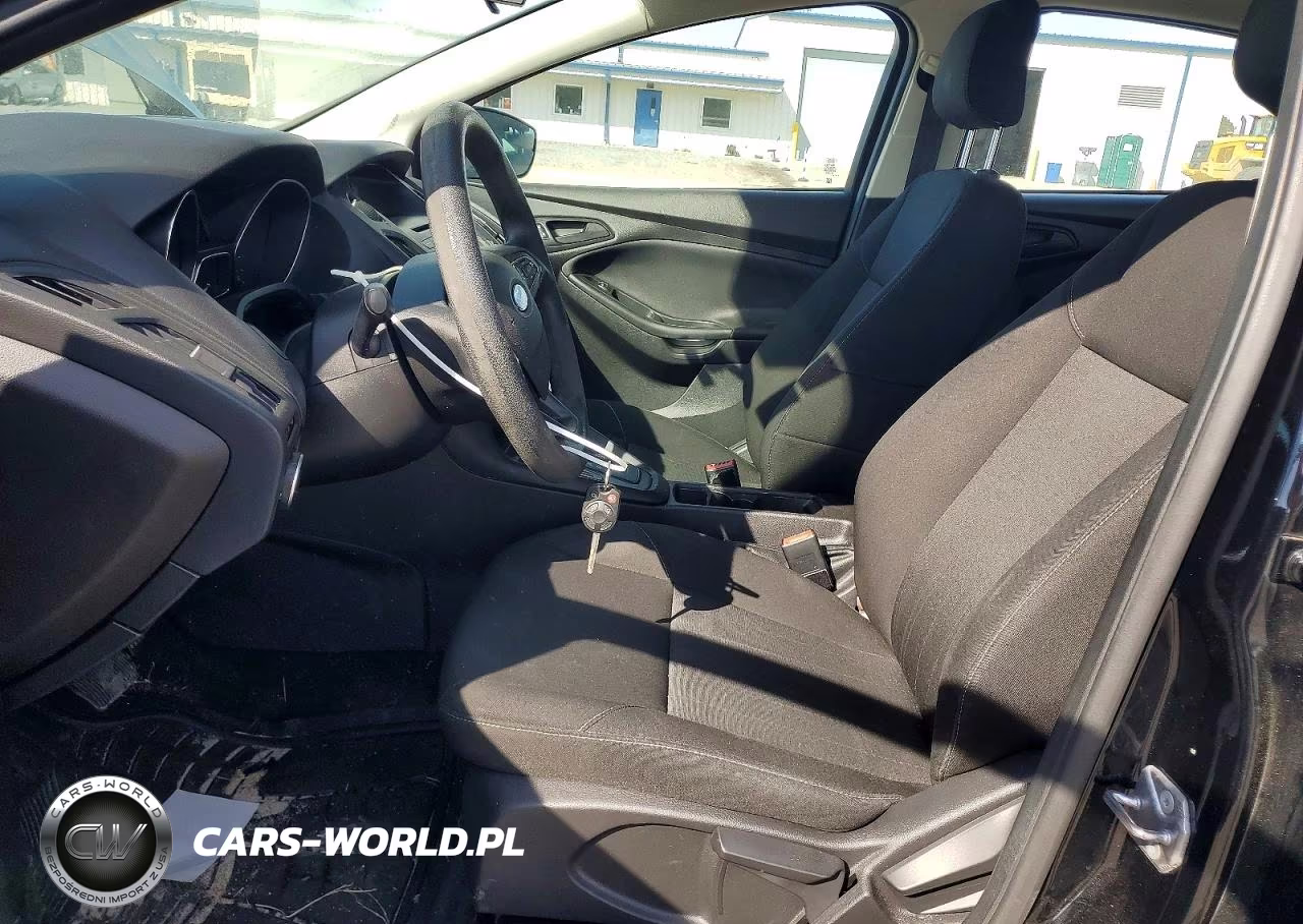 2017 Ford Focus S VIN:1FADP3E26HL338804 - 7
