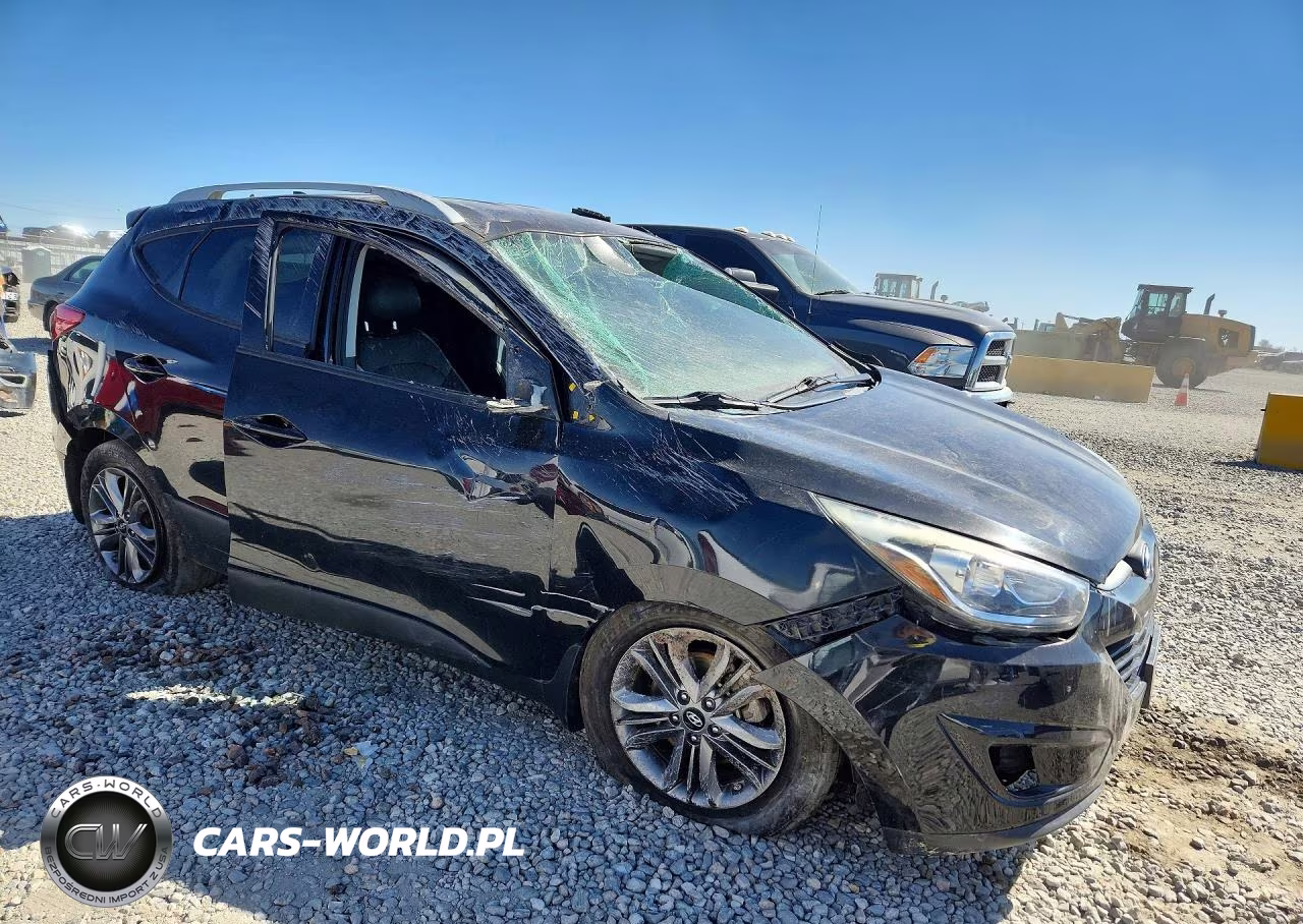 2014 Hyundai Tucson The Walking Dead Edition VIN:KM8JUCAG9EU941500 - 4