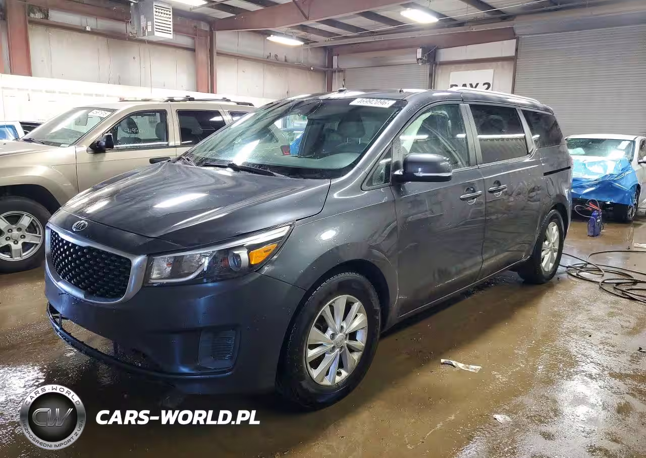 2015 Kia Sedona Lx