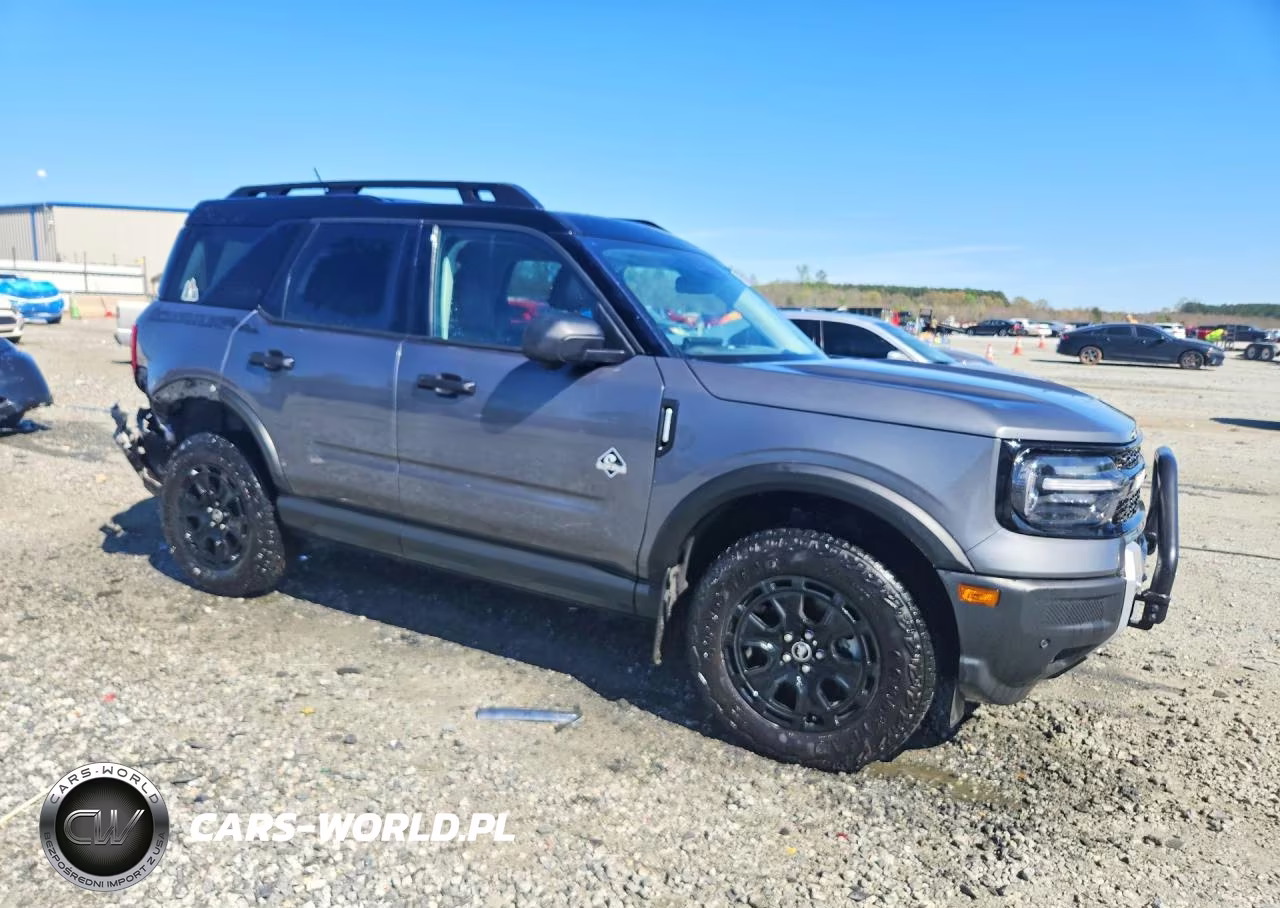 2025 Ford Bronco Sport Outer Banks VIN:3FMCR9CN1SRE36319 - 4